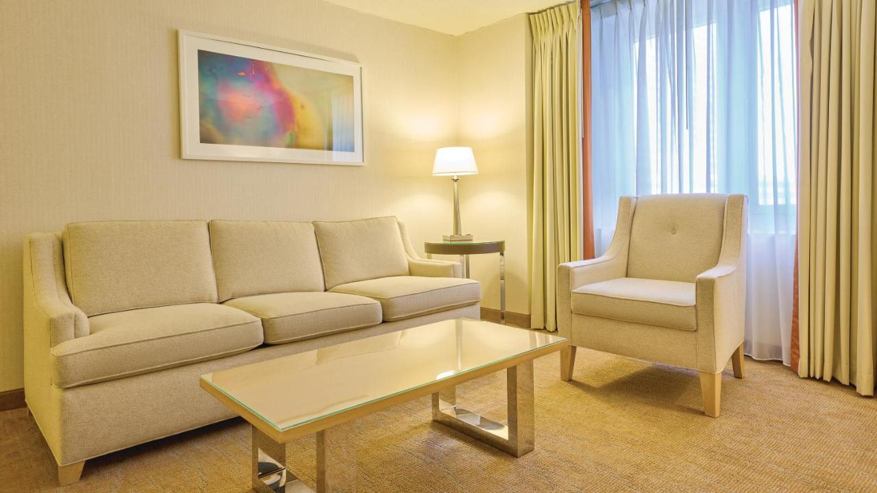 Tropicana Casino And 4*