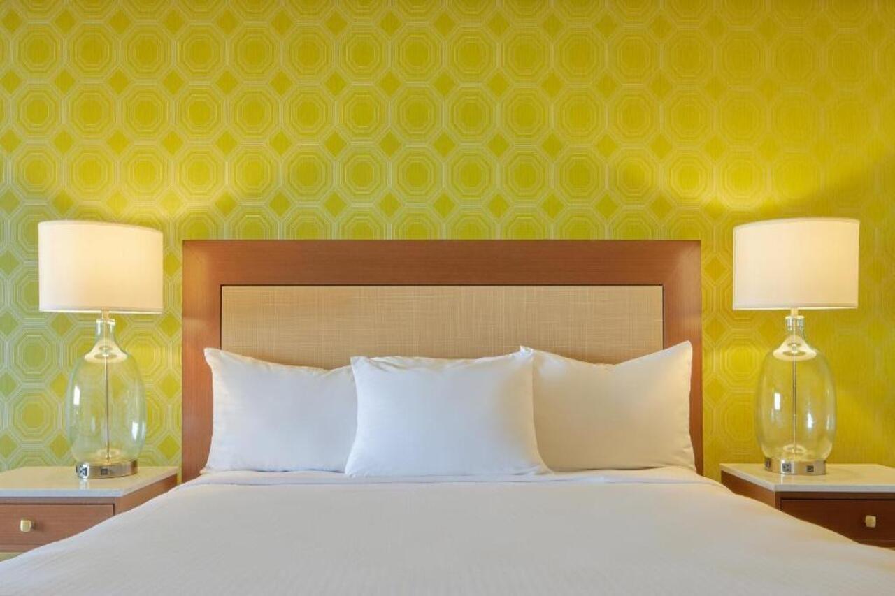 Resort Tropicana Casino And