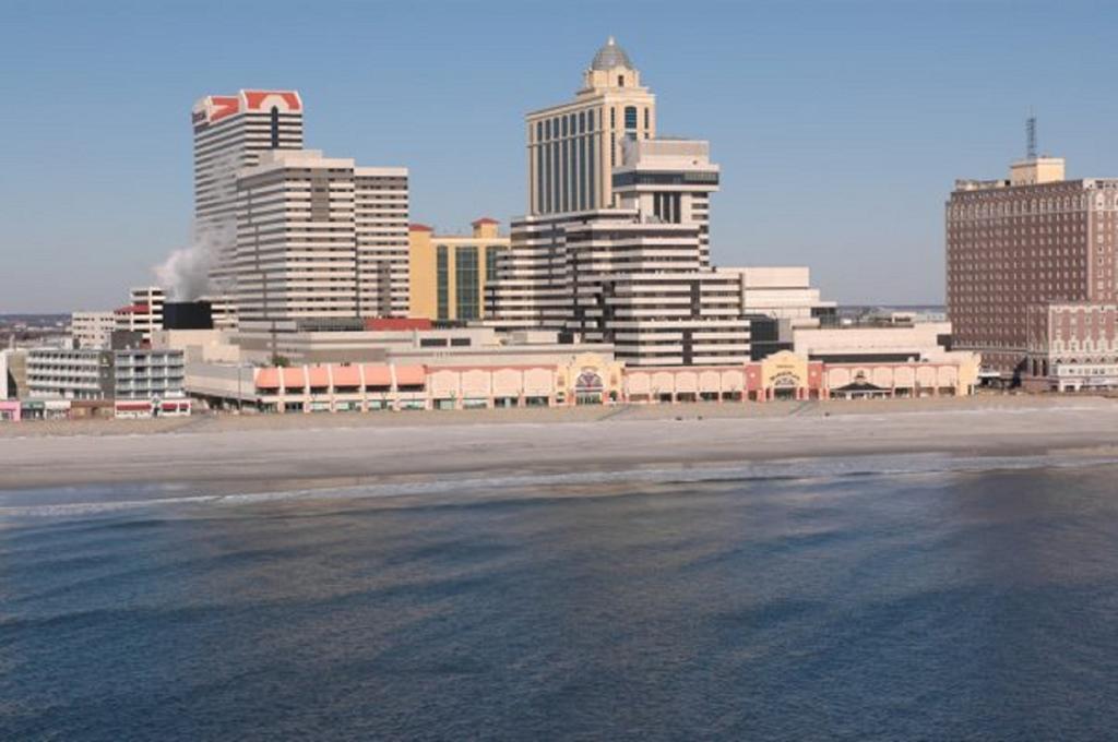Resort Tropicana Casino And 4*