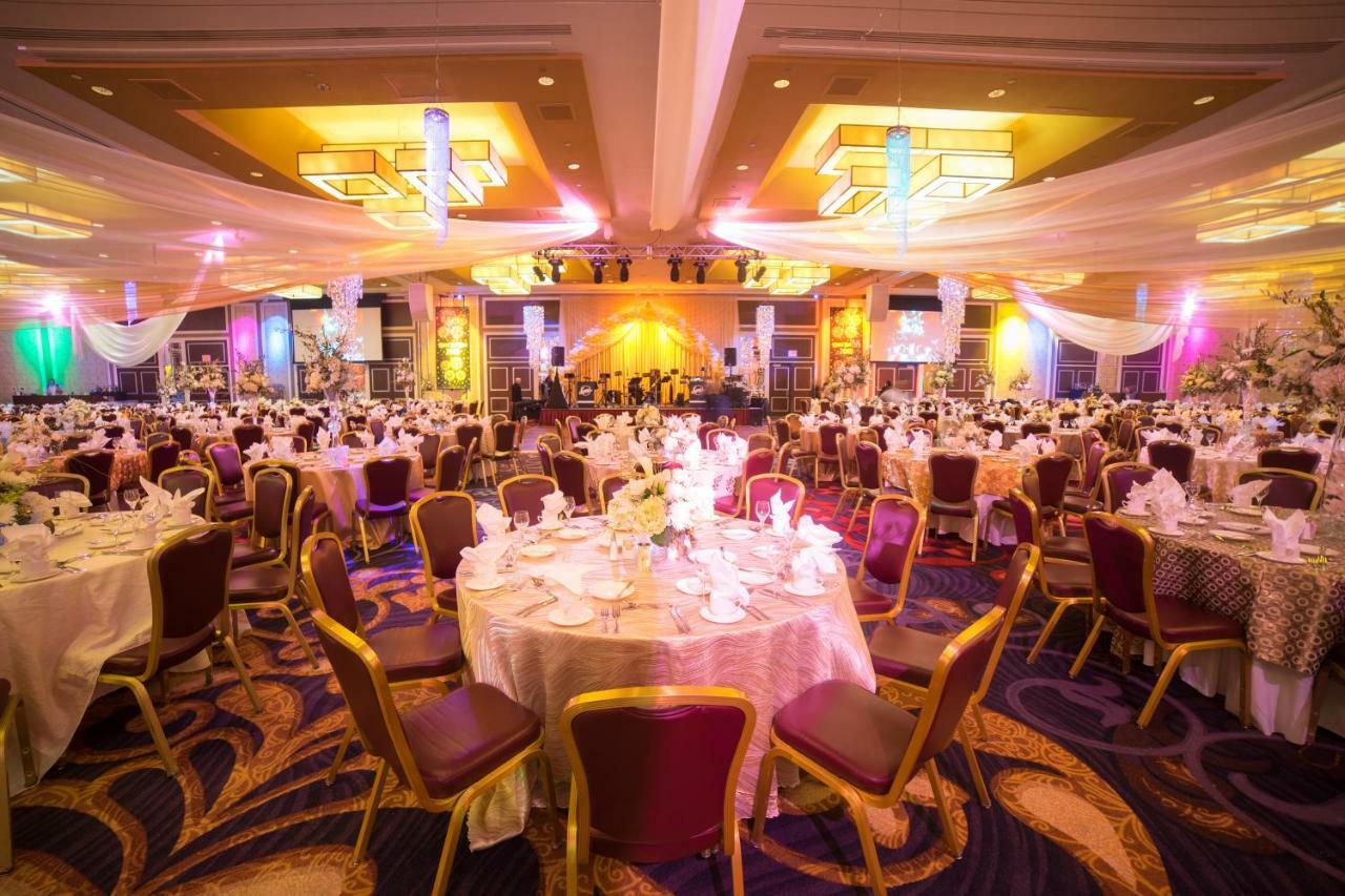 Resort Tropicana Casino And 4*